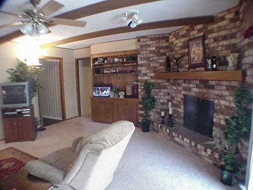2nd image of 638 CANDLEGLO DR