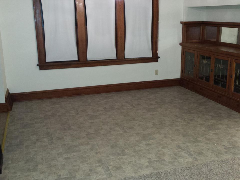 2nd image of 5407 N 38th St