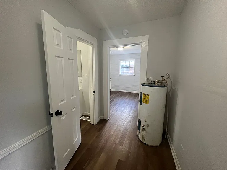 2720 31st Ave — Photo 6