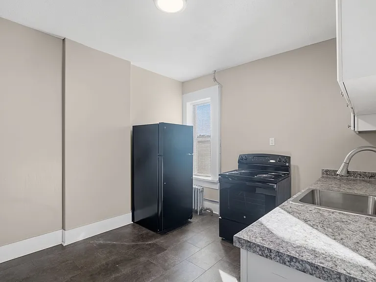 456 Maple St — Photo 12