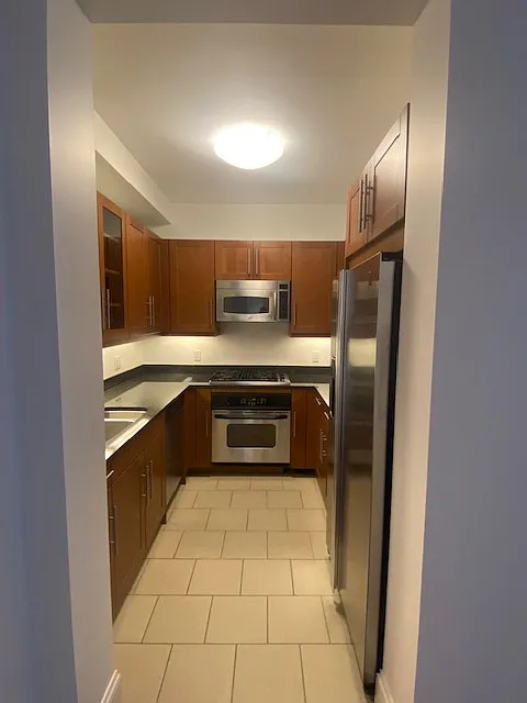 1 bed, 725 sqft, $4,000 — Photo 2