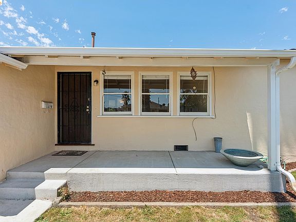 5th image of 2879 Rheem Ave