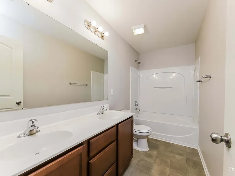 459 Shady Grove Ct — Photo 14