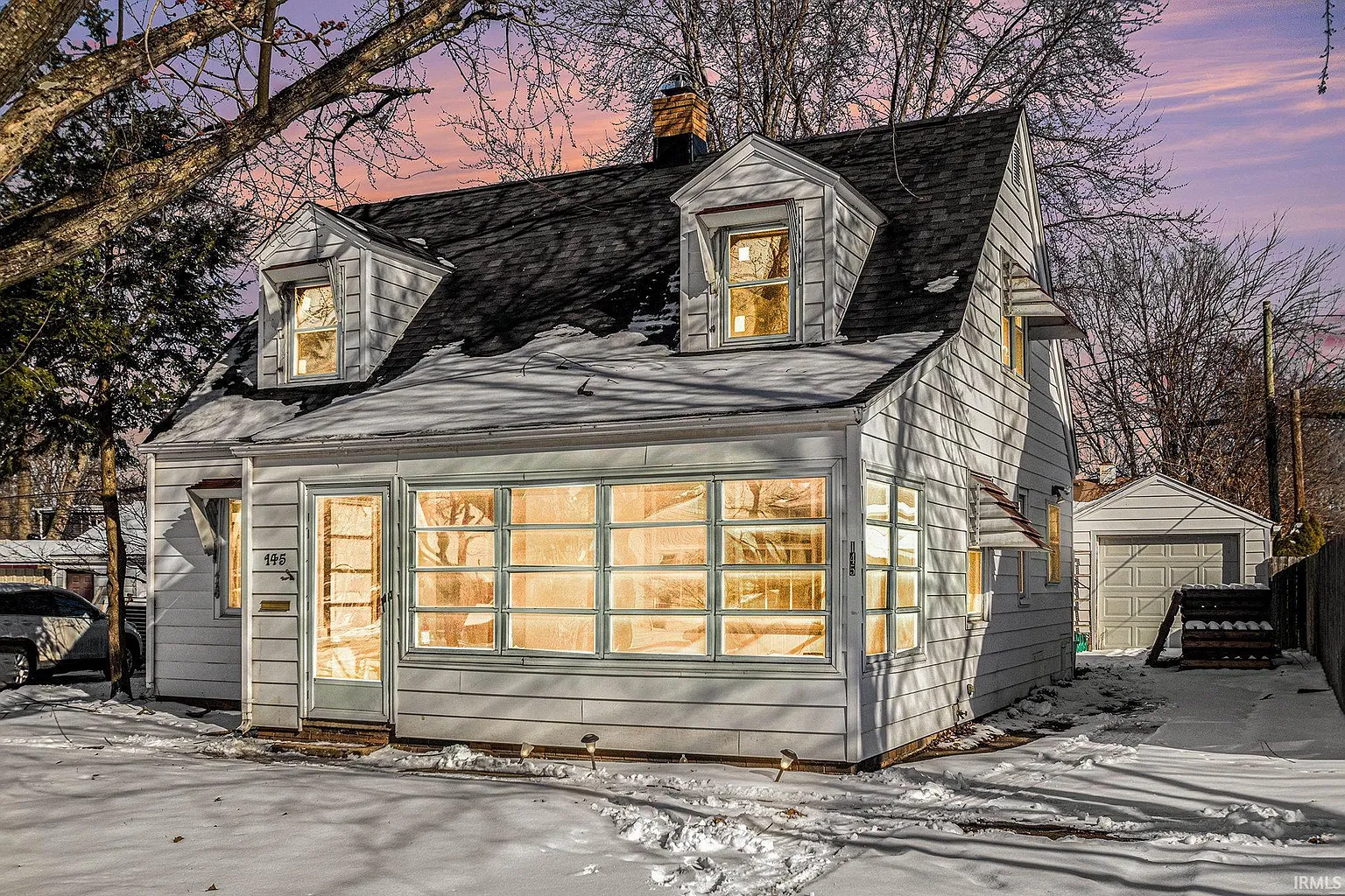 145 E Tasher St photo 1