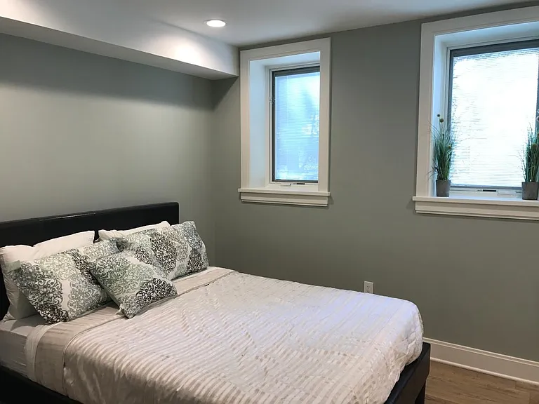 6306 Wisconsin Ave — Photo 32