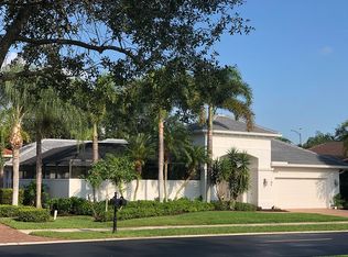 5062 Rustic Oaks Cir, Naples, FL 34105