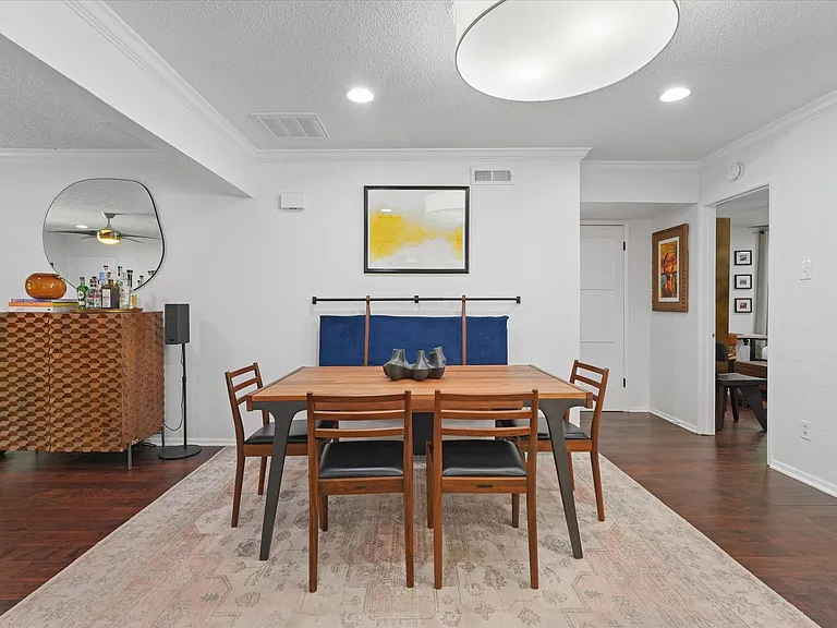 4820 Amesbury Dr #230 — Photo 6