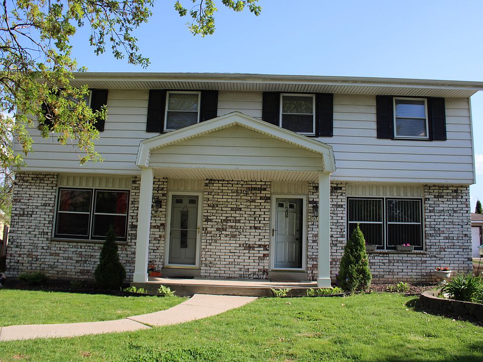 1st image of 7921 W Van Beck Ave #7923