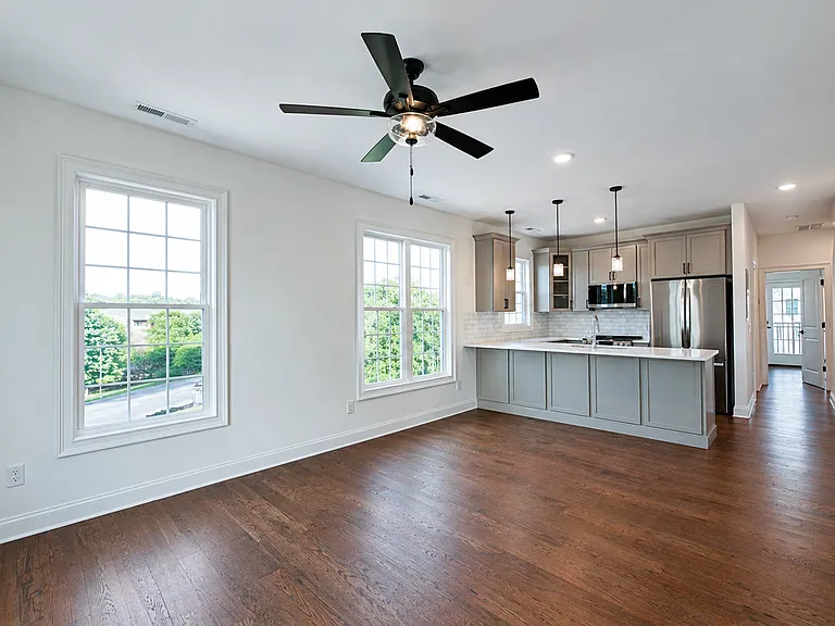 410 E Church Ave #1 — Photo 2