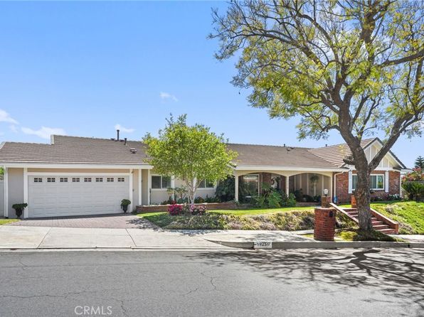 19250 Clymer St, Porter Ranch, CA 91326