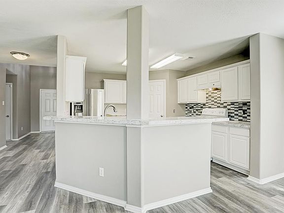 5th image of 2919 Landing Edge Ln