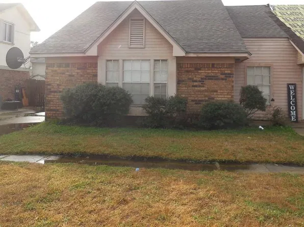 2114 Snowbird Dr, Harvey, LA 70058