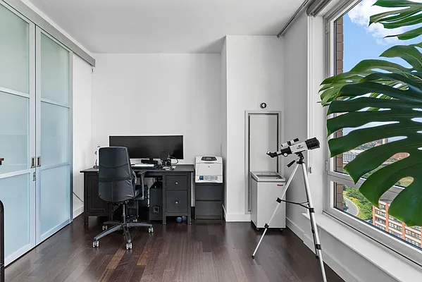Sold by Corcoran | media 6