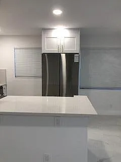 2 bed, 1.5 bath, 840 sqft, $1,800 — Photo 2