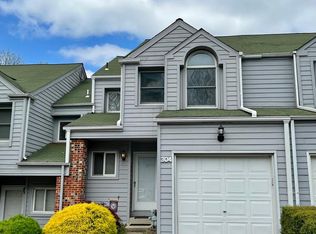 304 Pleasant Knoll Ct, Newark, DE