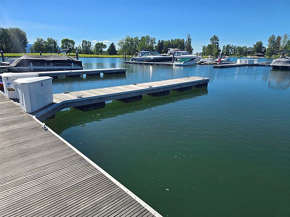 2nd image of D 30 Dock D Eagle Bend Yacht Hbr