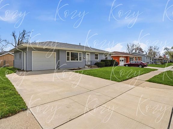 2nd image of 2565 24th Ave