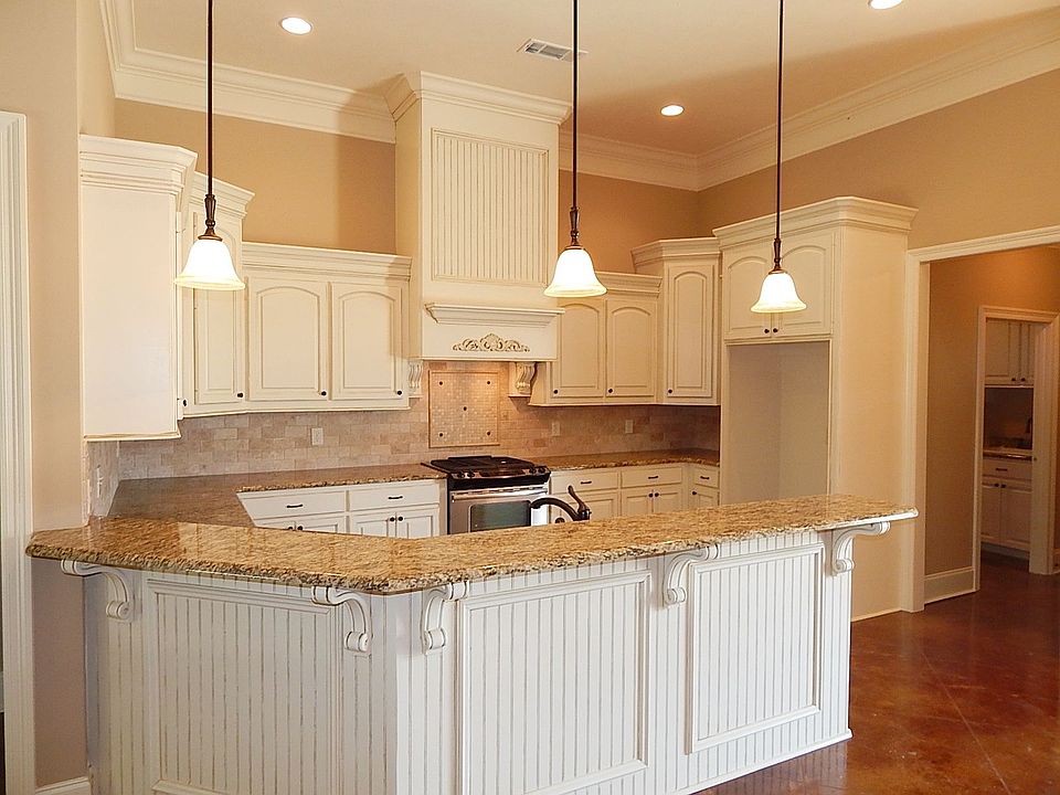 2nd image of 198 Belle Oak Dr