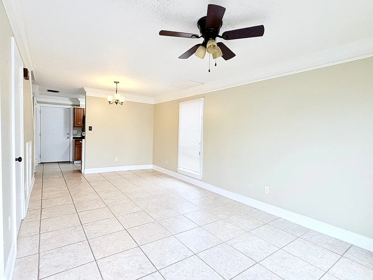 Building Photo - 217 Ryder Dr