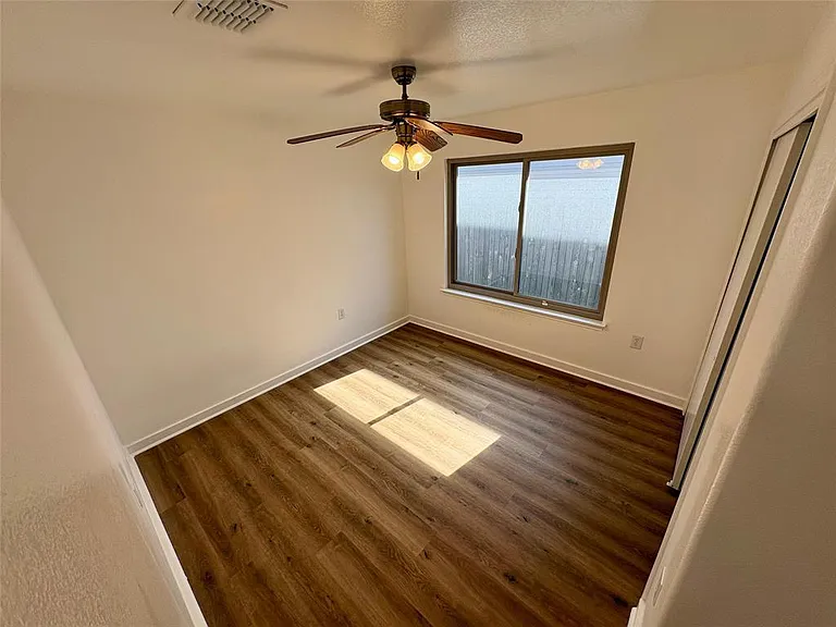 8003 Bannock Ln — Photo 29