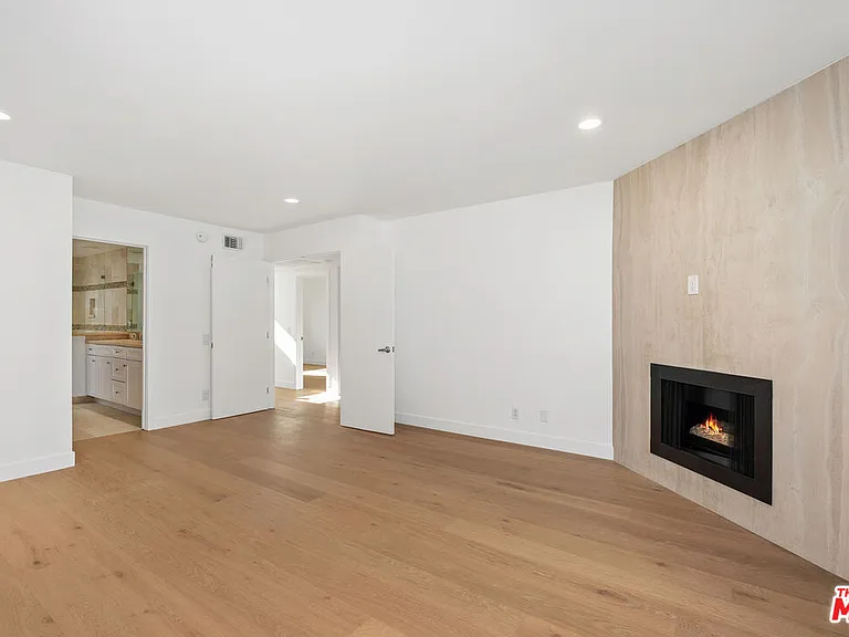 234 S Tower Dr #2 — Photo 33