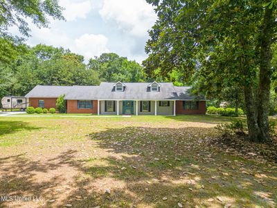 7500 Davenport Ln, Ocean Springs, MS, 39564