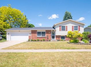 1804 Woodland Dr, Portage, MI 49024