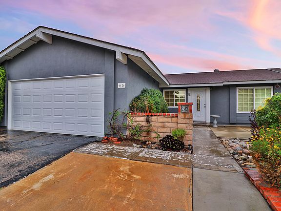 3rd image of 6426 N Pepperdine Cir