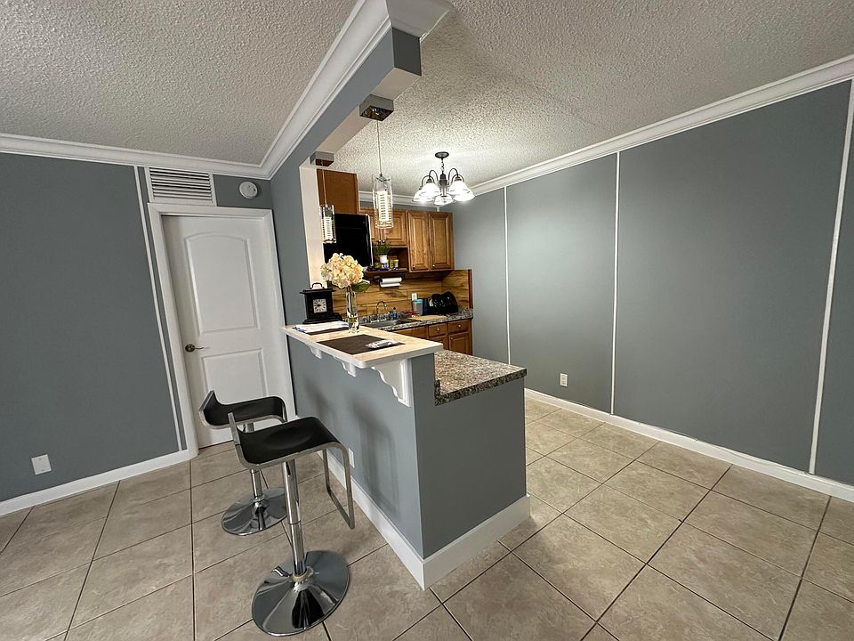 1st image of 1829 N A Street #8