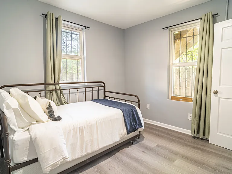262 Camden St #1 — Photo 8