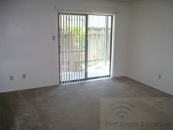 5th image of 520 Linda Dr #1208
