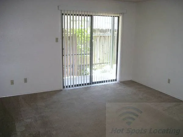 Townwood Apartments — Photo 10