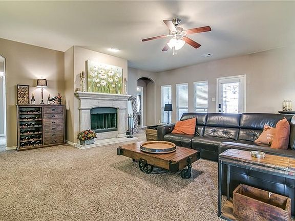 5th image of 1408 Montego Ct