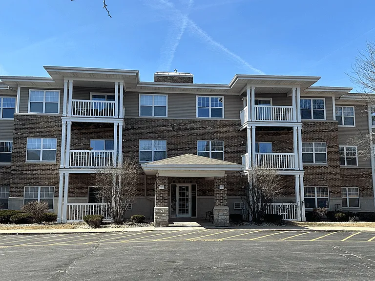 3953 S Prairie Hill Ln — Photo 2