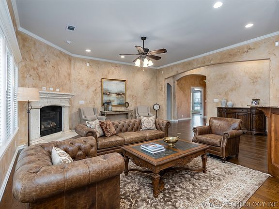 5th image of 6088 E 145th Pl S