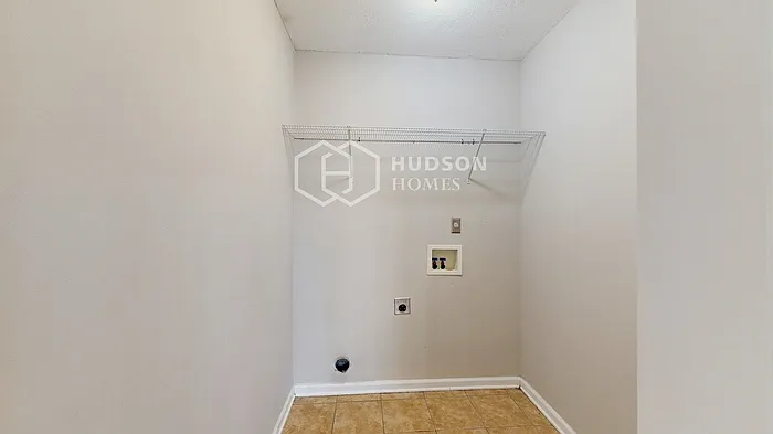 5039 Wolfchase Farms Pkwy — Photo 30