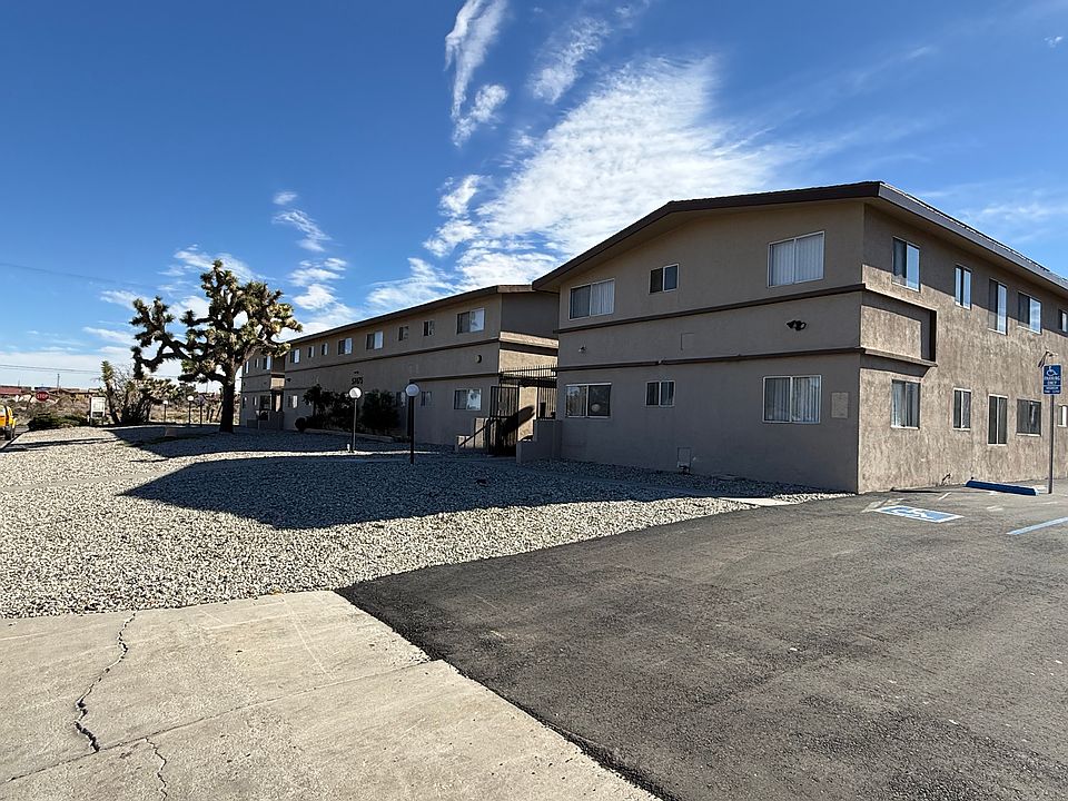 1st image of 57475 Lupine Dr #21