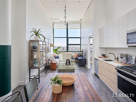 3rd image of 4000 W Diversey Ave APT 301