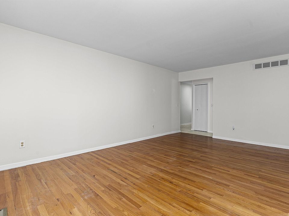 29540 Sharon Ln, photo 18