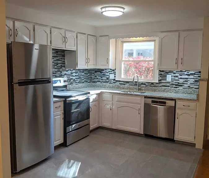 28 Otis St #28F — Photo 24