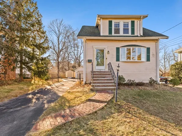 28 Waldron Rd, Braintree, MA 02184