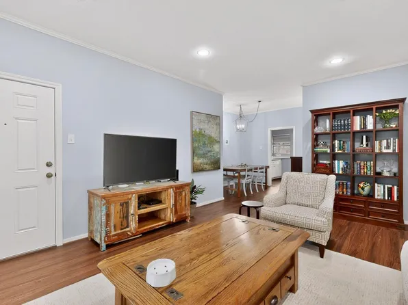 10764 Villager Rd APT D, Dallas, TX 75230