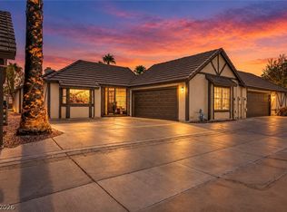 3965 Landsdown Pl, Paradise, NV 89121
