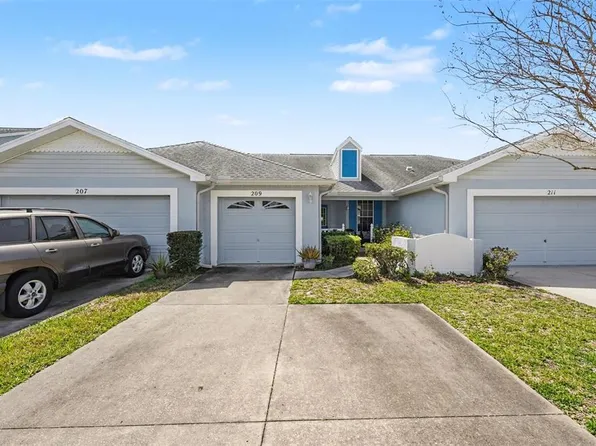 209 Hemingway Dr, Oldsmar, FL 34677