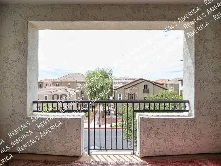 1701 E Dogwood Ln — Photo 30