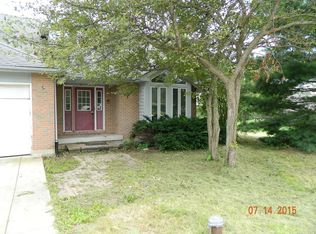 14 Valley View Dr, Lemont, IL 60439