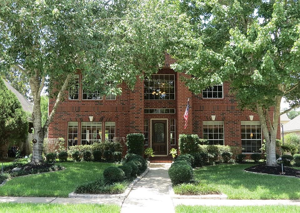 1st image of 13718 Pear Woods Ct
