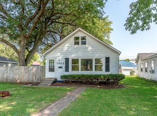 1903 Oneida Ave, Muscatine, IA 52761