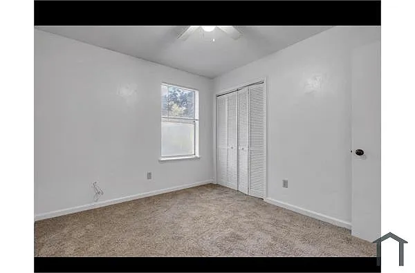 Building Photo - 1802 Sylvan Ct #B