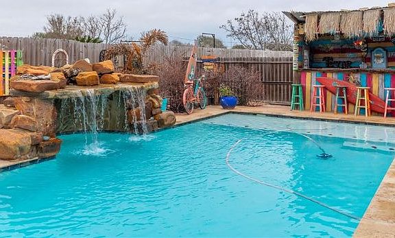 3rd image of 3013 Oakdale Crossing Ct